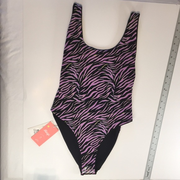 Maaji - One Piece Reversible Swimsuit - Medium - Picture 9 of 16